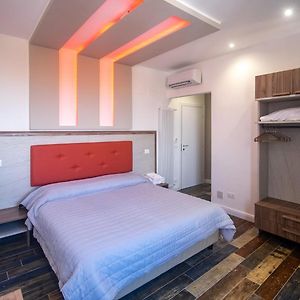 Ricci 16 - Suite & Rooms